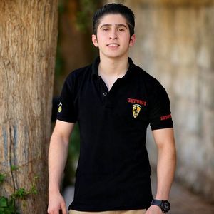 Meet your Posher, Laith